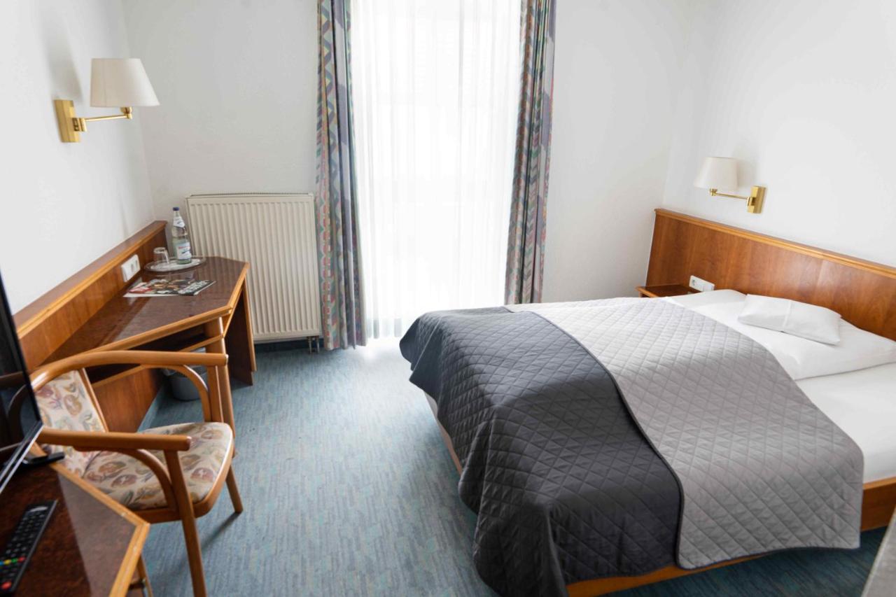 Garni Hotel Maselheimer Hof Extérieur photo
